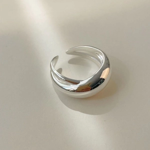 Minimalist 925 sterling silver open ring with a polished curved thick band design
