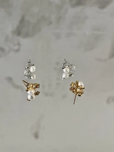 Elegant S925 silver bow stud earrings with zircon inlay and hanging pearls in gold and silver