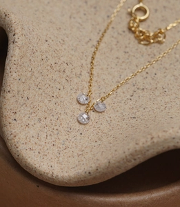 Minimalist 925 sterling silver chain necklace with triple faceted zircon stones
