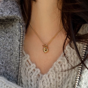 Collier pendentif cœur irrégulier doré avec fermoir OT sur chaîne argent 925