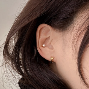 Minimalist S925 silver butterfly earrings and pearl ear cuff set in gold finish