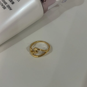 Minimalist 925 sterling silver hollow heart ring with elegant gold-plated finish