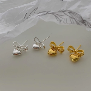 Boucles d'Oreilles Clous en Argent Sterling 925 avec Pendentif Cœur et Nœud pour Femme Bijoux Coréen Minimaliste Doux Or Argent