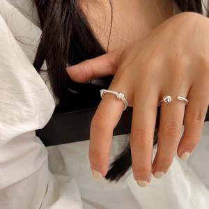 Elegant 925 sterling silver double-layer knotted ring with minimalist bead design for women