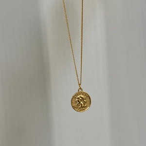 925 Sterling Silver French Vintage Queen Coin Pendant Necklace Retro Relief Coin Clavicle Chain Minimalist Jewelry For Women