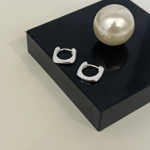 Boucles d'oreilles Créoles Géométriques Carrées en Argent Sterling 925 pour Femmes Minimalistes Polies en Forme de U