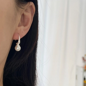 Elegant C-shaped S925 silver hook earrings with lustrous round white pearls for women