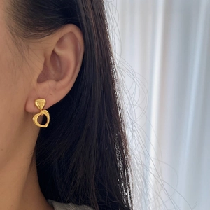 French style 925 silver double heart stud earrings with hollow design and golden finish