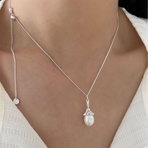 Elegant S925 sterling silver water wave chain necklace with white teardrop freshwater pearl