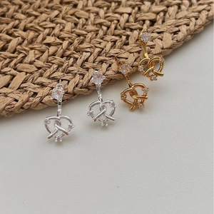 Boucles d'Oreilles Clous en Argent Sterling 925 Cœur Pretzel pour Femmes Incrustation de Strass Nœud de Cœur Bijoux Romantiques