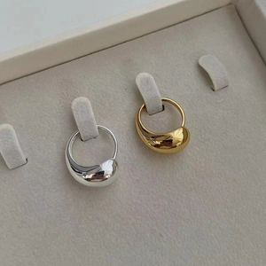 Minimalist 925 sterling silver waterdrop rings in polished gold and silver finishes