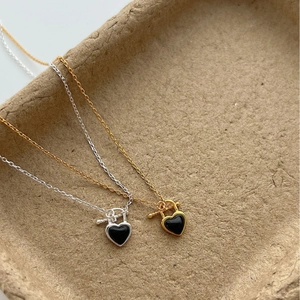 925 Sterling Silver Heart Lock Pendant Necklace For Women Black Agate Minimalist OT Buckle Clavicle Chain Fashion Jewelry