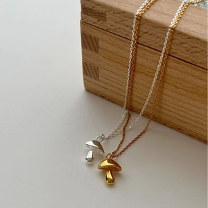 Minimalist 925 silver mushroom pendant necklace set in polished gold and silver finishes
