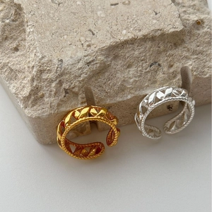 Adjustable S925 sterling silver heart weave rings in gold and silver finishes