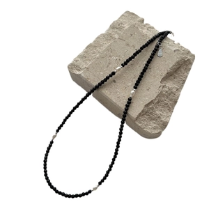 Minimalist S925 sterling silver beaded necklace with black spinel and white pearls