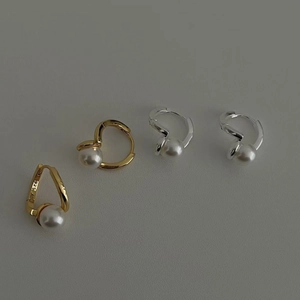 Élégantes créoles en argent sterling S925 avec perles, finitions or et argent
