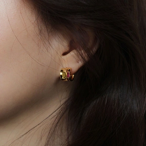 925 sterling silver gold hoop earrings with a rectangular pink gemstone in vintage style