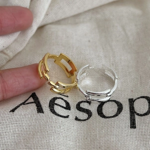 S925 sterling silver interlocking chain rings in gold and silver finish for women