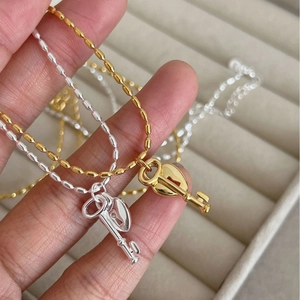 Minimalist 925 Sterling Silver Heart Key Pendant Necklace For Women Unique Design Electroplated Silver Gold Jewelry Gift