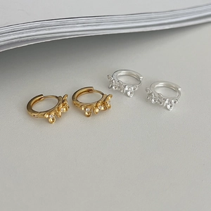 Boucles d'oreilles créoles fleurs en argent 925 avec breloques 3D dorées et argentées