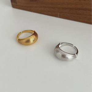 Bagues élégantes en argent sterling 925 avec texture ondulée en doré et argent