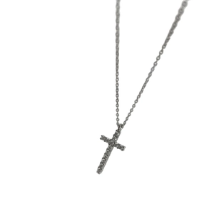 925 Sterling silver cross necklace featuring sparkling pavé zircons on a delicate O-chain