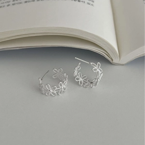 Lace hollow flower stud earrings in S925 sterling silver with woven texture design