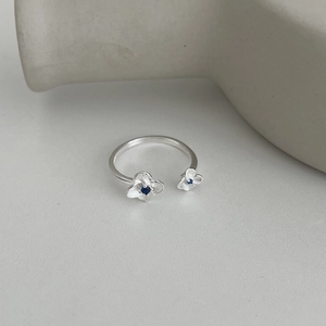 Adjustable S925 sterling silver ring with blue zircon hydrangea flower design for women