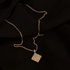 925 Sterling Silver Vintage Palace Style Square Pillow Pendant Necklace For Women Brushed Gold Rhinestone Inlaid Jewelry