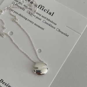 Collier Minimaliste en Argent Sterling 925 avec Découpe Ronde Géométrique pour Femme Plaqué Or 18K Chaîne de Clavicule Bijoux