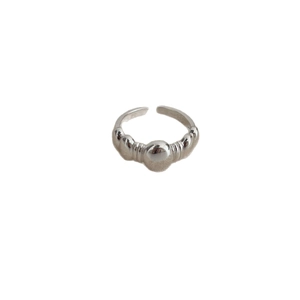 Minimalist 925 sterling silver wavy open ring with polished bead and vintage finish