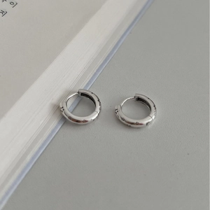 Créoles en argent sterling S925 rétro avec gravures d'étoiles et finition métal poli