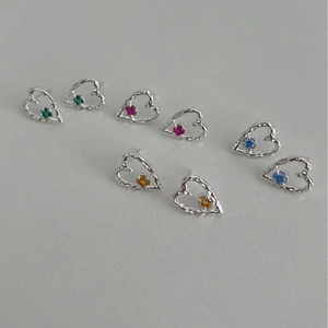 925 Sterling Silver Heart Stud Earrings For Women Hollow Hammered Design Rhinestone Inlaid Fashion Jewelry Earring