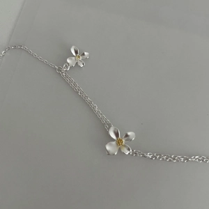 Exquis Bracelet Fleur de Marguerite en Argent Sterling 925 Double Chaîne pour Femme Bijoux de Main Floraux Minimalistes Argenté
