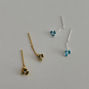 S925 silver iris flower earrings in gold with green and silver with blue clover charms