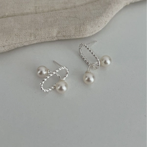 925 silver pearl drop earrings with elegant twisted hoop and white lustrous pearls
