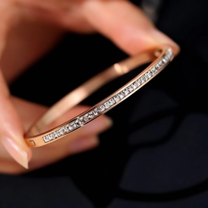 Luxury Stainless Steel Rhinestone Bangle For Women Full Starry Sky Pave Crystal Bracelet Gold Rose Gold Jewelry Gift