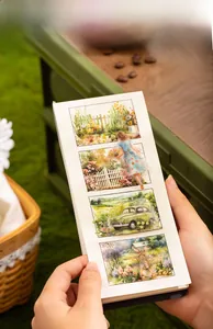 Dettaglio di nastri adesivi PET a tema campeggio acquerello per decorazione scrap