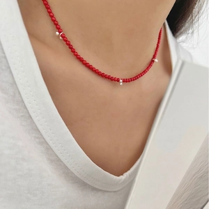 Collier ras du cou en argent sterling S925 avec perles de corail rouge cerise pour femme