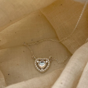 925 Sterling Silver Moonstone Heart Pendant Necklace For Women Elegant Twisted Edge Bone Chain Fashion Jewelry Gift