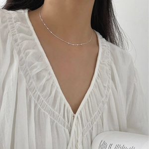 Minimalist 925 sterling silver thin chain necklace with round sequin pendant for women