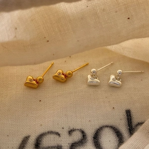 S925 sterling silver heart bead stud earrings with clear zircon in gold and silver
