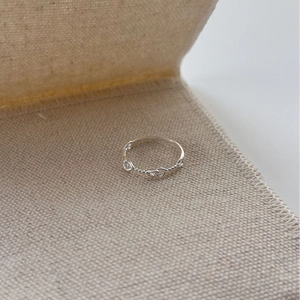 Minimalist 925 sterling silver twisted rope knot ring for women in vintage silver finish