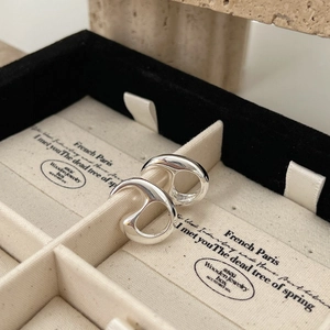 Minimalist 925 silver irregular organic hollow earrings with a high-polished metallic finish