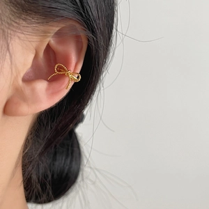 Elegant gold beaded bow ear cuff in 925 sterling silver for women's stylish ear jewelry