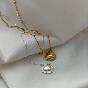 Colliers pendentifs cœur en or et argent avec texture vintage et chaîne à billes