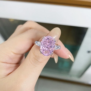 Anillo de plata 925 de lujo con una gran piedra preciosa rosa ovalada y laterales