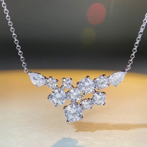 Sparkling S925 sterling silver clavicle necklace with cluster teardrop cubic zirconia pendant