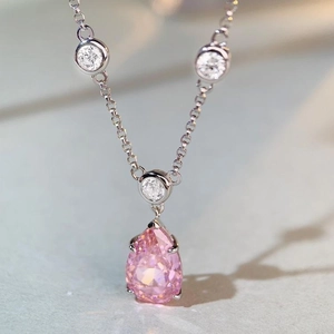 S925 Sterling Silber Halskette mit birnenförmigem rosa Edelstein und weißen Zirkonia