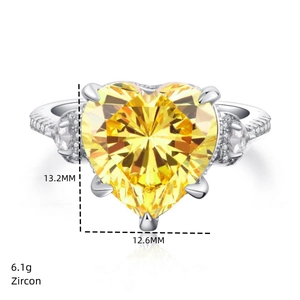 Detailed specs of S925 silver ring featuring a 6.1g yellow heart-shaped zircon stone